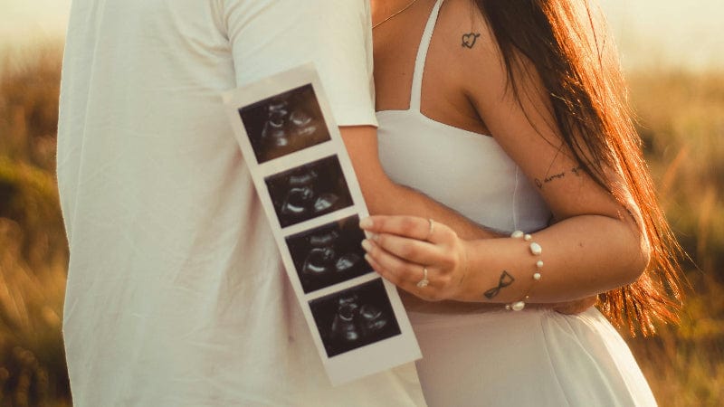 pregnancy journals and baby books
